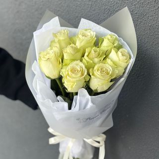 Букет троянд White Touch