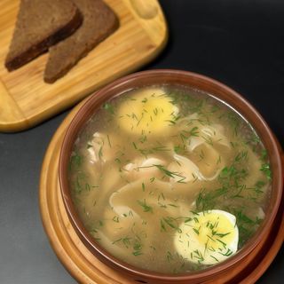 Курячий бульйон з локшиною