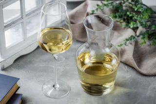 Вино домашнє біле (0,5)