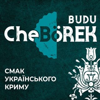 Гарбузовий крем-суп з креветками та чіпсою пармезану