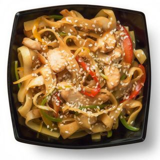 Соба з креветками та куркою (400г)