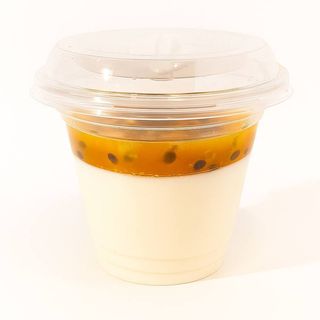 Панакота манго-маракуйя