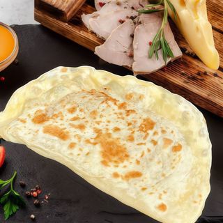 Янтик з шинкою та сиром