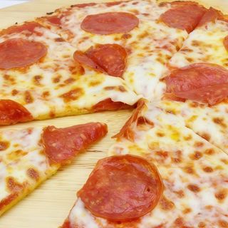 Піца Пепероні 30см (550г)