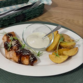 Курка смажена з соусом теріякі (400г)