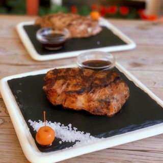 Стейк по-флорентійськи (250/30г)