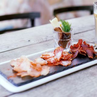 Тарілка в'яленого м'яса (105г)