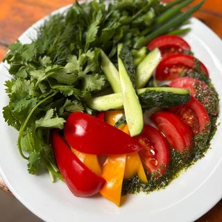 Мікс зелені і овочів