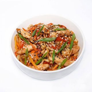 Удон з соковитим курчам (460 г)