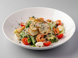 Салат Цезар з креветками (300г)