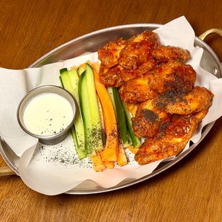 Курячі крильця з соусом Баффало (450г)