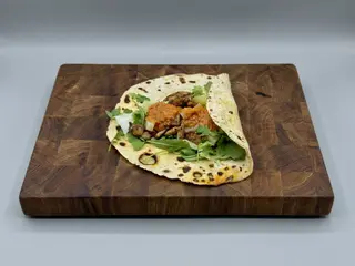 Тако з куркою (320г)