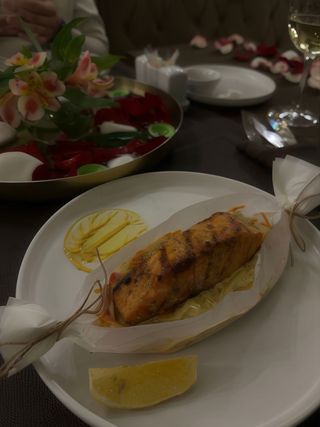 Запечене філе лосося на овочах (110/75г)