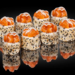 Рол Ледачий лосось (261г)