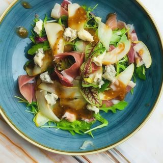 Салат Прошуто з грушою (250г)