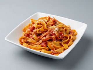 Фетучіні з куркою