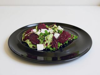 Салат з буряком та фетою