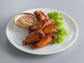 Крила бафало