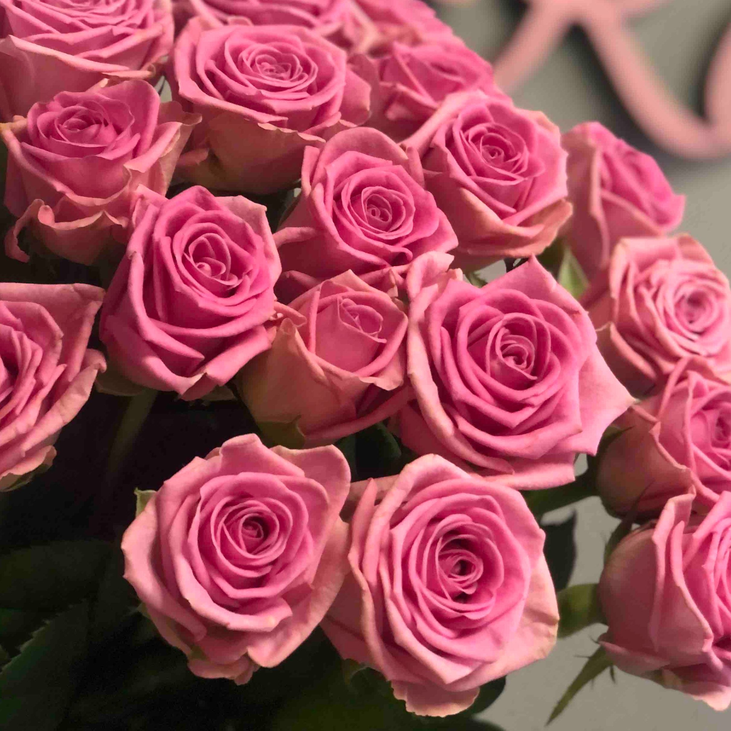 КВІТИ ПОШТУЧНО