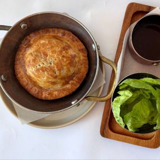 Фірмовий пиріг з качки