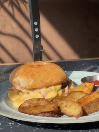 Суперчизбургер (360г)