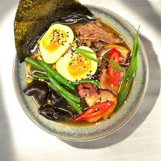 Суп Рамен XXL  з яловичиною та свининою (600г)