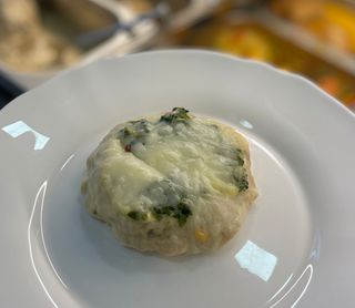 Куряча ватрушка зі шпинатом (150г)