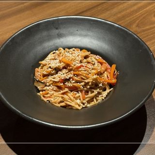 Вок локшина з куркою