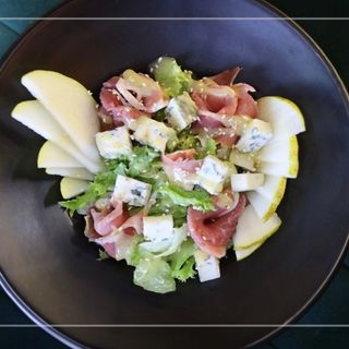 Салат з прошутто