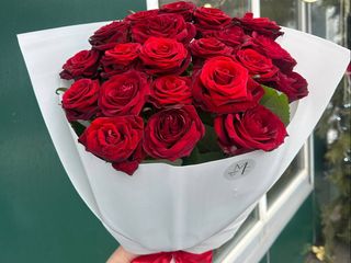 Букет червоних троянд 21 шт