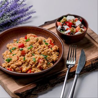 Кус-кус з овочами та куркою (400г)