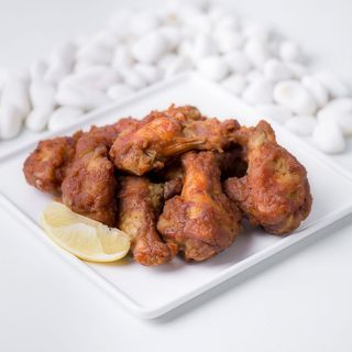 Соковиті крильця з соусом Кет (450г)