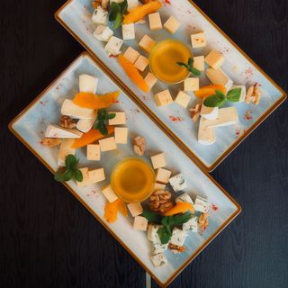 Сирна тареля (150/50г)