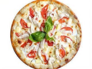 Піца з куркою і ананасами (30см)