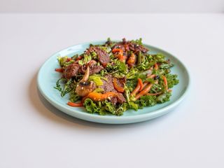 Теплий з телятиною (220г)