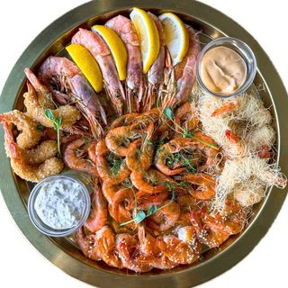 Плато креветок (950г)