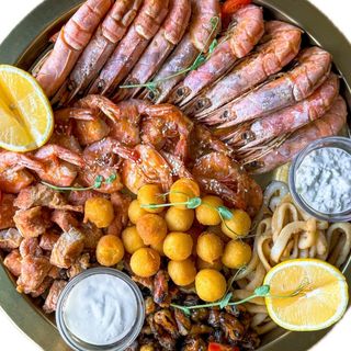 Плато морепродуктів XL (1500г)