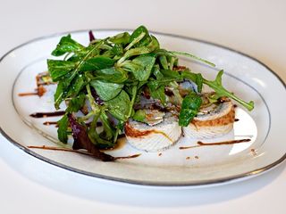 Рол з вугрем та смаженим лангустином (300г)