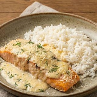 Лосось у вершковому соусі