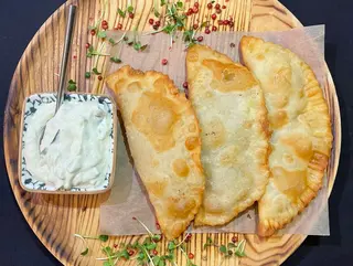 Чебуреки Кримські