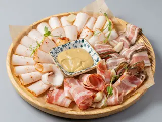 Таця маринованого сала (200г/50г)