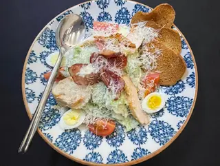 Салат Цезар (290г)
