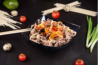 Локшина з овочами (400г)