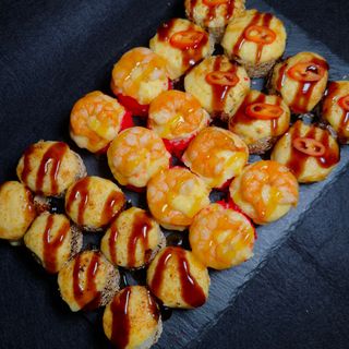 Cет запечених ролів