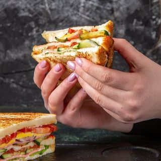 Сендвіч з шинкою L