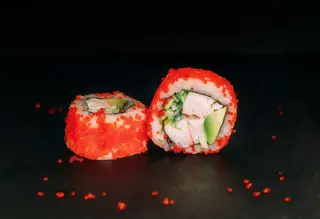 Рол Каліфорнія зі сніжним крабом (225г)