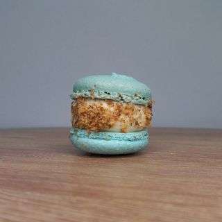 Макарон з сиром дороблю та грушею, 45г