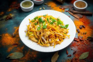 Локшина Удон з куркою Тандурі (330г)