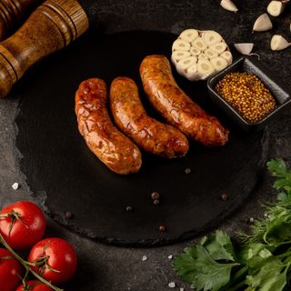 Смажена куряча ковбаса