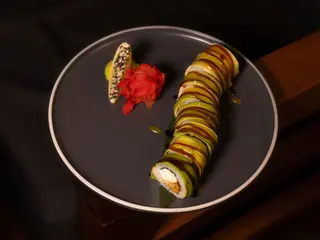 Рол Зелений дракон (300г)